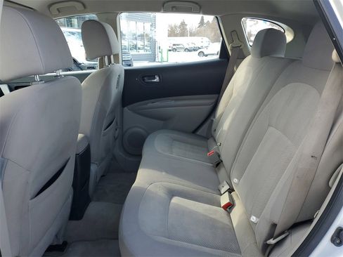 Used 2013 Nissan Rogue S image 25