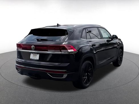 Used 2026 Volkswagen Atlas Cross Sport SE FWD image 11