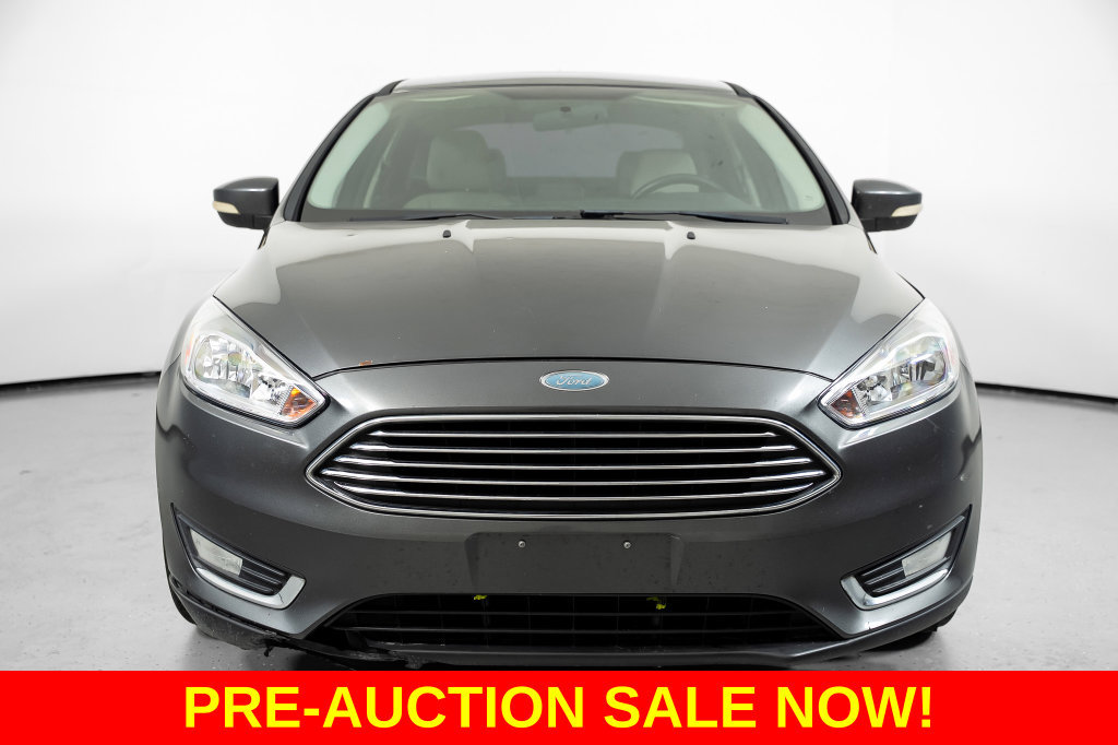 Used 2017 Ford Focus Titanium FWD image 15