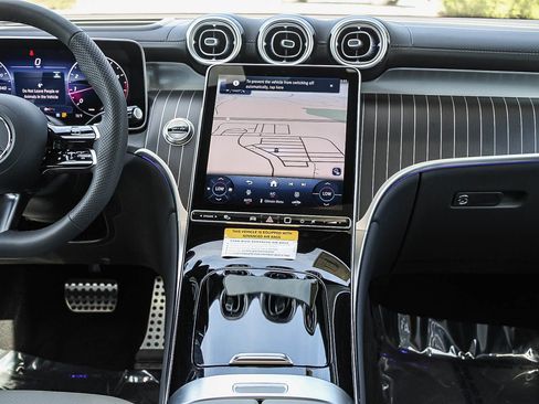 New 2026 Mercedes-Benz GLC 300 GLC 300 image 13