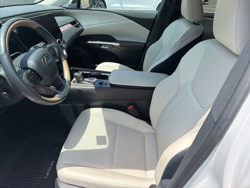 Used 2024 Lexus RX 350 Premium w/ Convenience Package AWD/4WD image 8