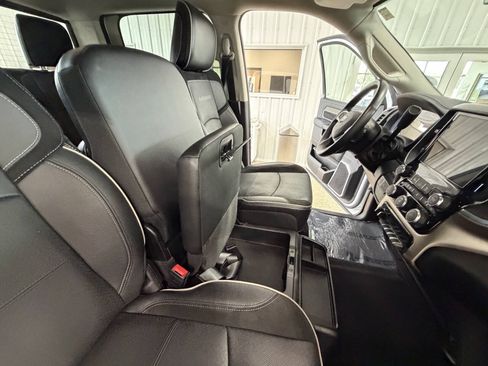 Used 2024 RAM 2500 Laramie w/ Safety Group AWD/4WD image 22