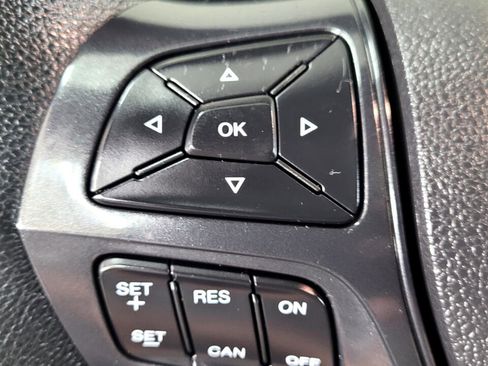 Used 2018 Ford Explorer XLT w/ Equipment Group 202A image 30