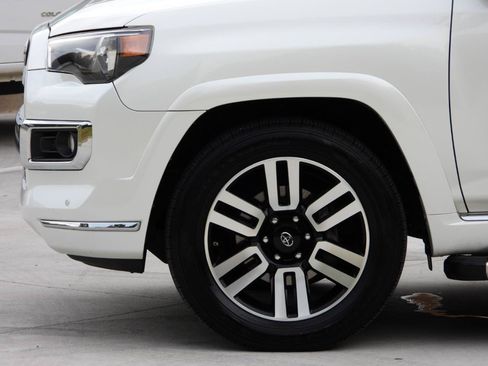 Used 2018 Toyota 4Runner Limited RWD image 28