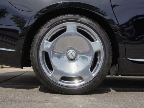 Used 2025 Mercedes-Benz Maybach S 680 4MATIC image 34