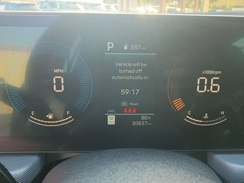 Used 2025 Hyundai Sonata SEL FWD image 2