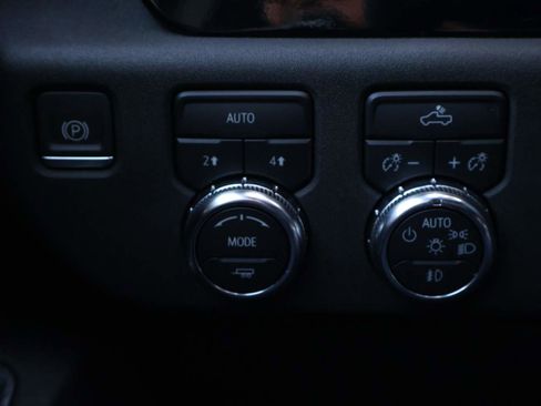 Used 2023 GMC Sierra 1500 Elevation image 16