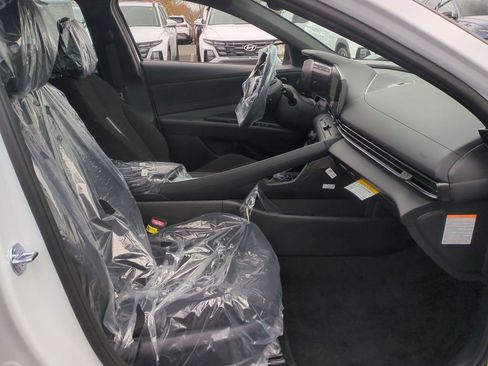 New 2026 Hyundai Elantra Sport FWD image 26