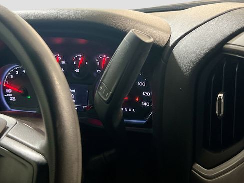 Used 2022 Chevrolet Silverado 1500 Custom image 12