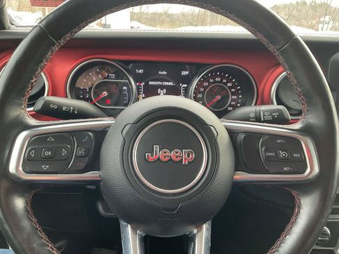 Used 2020 Jeep Gladiator Rubicon image 16