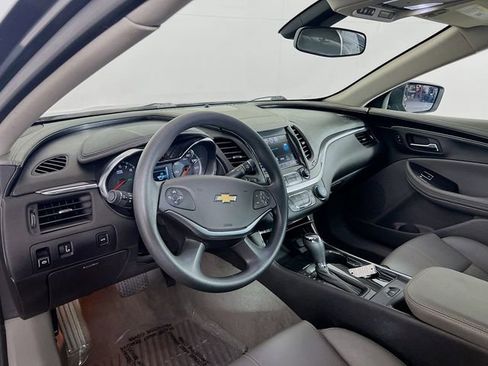Used 2018 Chevrolet Impala LS FWD image 11