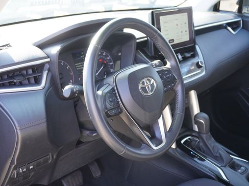 Used 2024 Toyota Corolla Cross LE FWD image 20