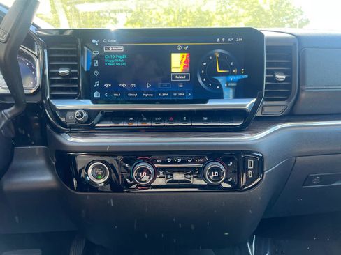 Certified 2023 Chevrolet Silverado 1500 LT AWD/4WD image 23