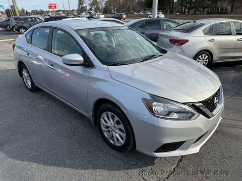 Used 2019 Nissan Sentra SV image 3