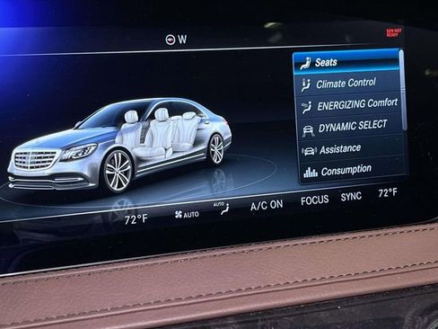 Used 2018 Mercedes-Benz S 560 4MATIC Sedan image 28