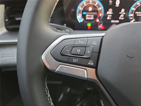 New 2026 Volkswagen Tiguan S image 16