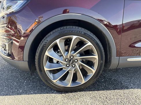 Used 2019 Lincoln Nautilus Reserve w/ Cargo Utility Package image 10