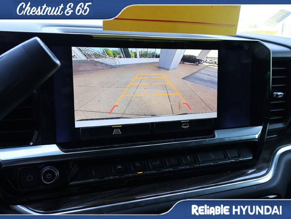 Used 2022 Chevrolet Silverado 1500 RST AWD/4WD image 33