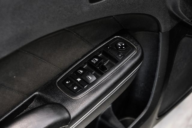 Used 2018 Dodge Charger R/T RWD image 43