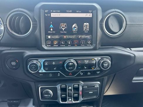 Used 2021 Jeep Gladiator Overland w/ Popular Equipment Package AWD/4WD image 26