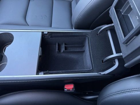 Used 2023 Tesla Model Y Long Range image 20