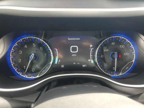 New 2026 Chrysler Pacifica Select image 16