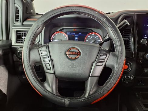 Used 2024 Nissan Titan PRO-4X w/ Pro-4x Convenience Package image 27