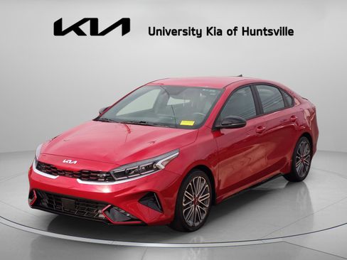 Used 2023 Kia Forte GT image 3