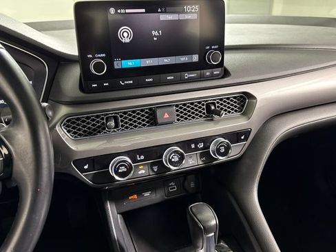 Used 2024 Acura Integra FWD image 32