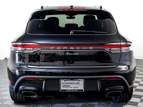 Certified 2025 Porsche Macan image 11