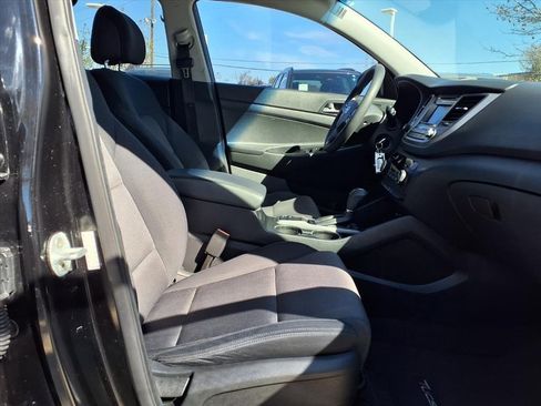 Used 2017 Hyundai Tucson SE image 7
