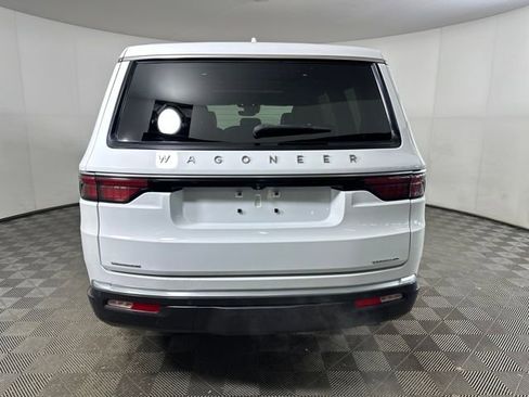Used 2022 Jeep Wagoneer Series II w/ Premium Group I image 4