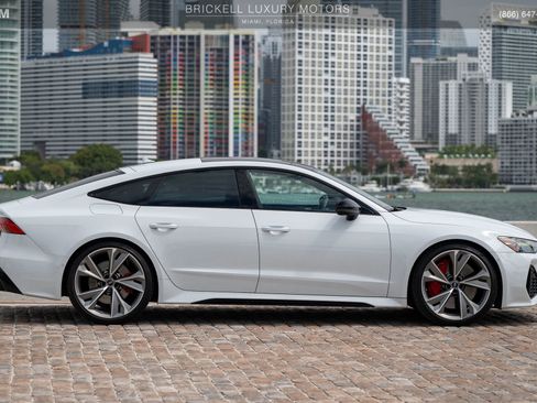 Used 2021 Audi RS 7 Sportback w/ Black Optic Package AWD/4WD image 13