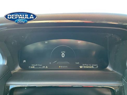 Used 2022 Lincoln Nautilus AWD w/ Premium Package image 2