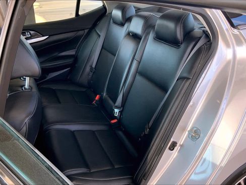 Used 2022 Nissan Maxima SV w/ Floor Mat Group FWD image 18