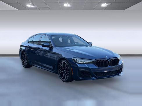 Used 2021 BMW M550i xDrive w/ Executive Package AWD/4WD image 7