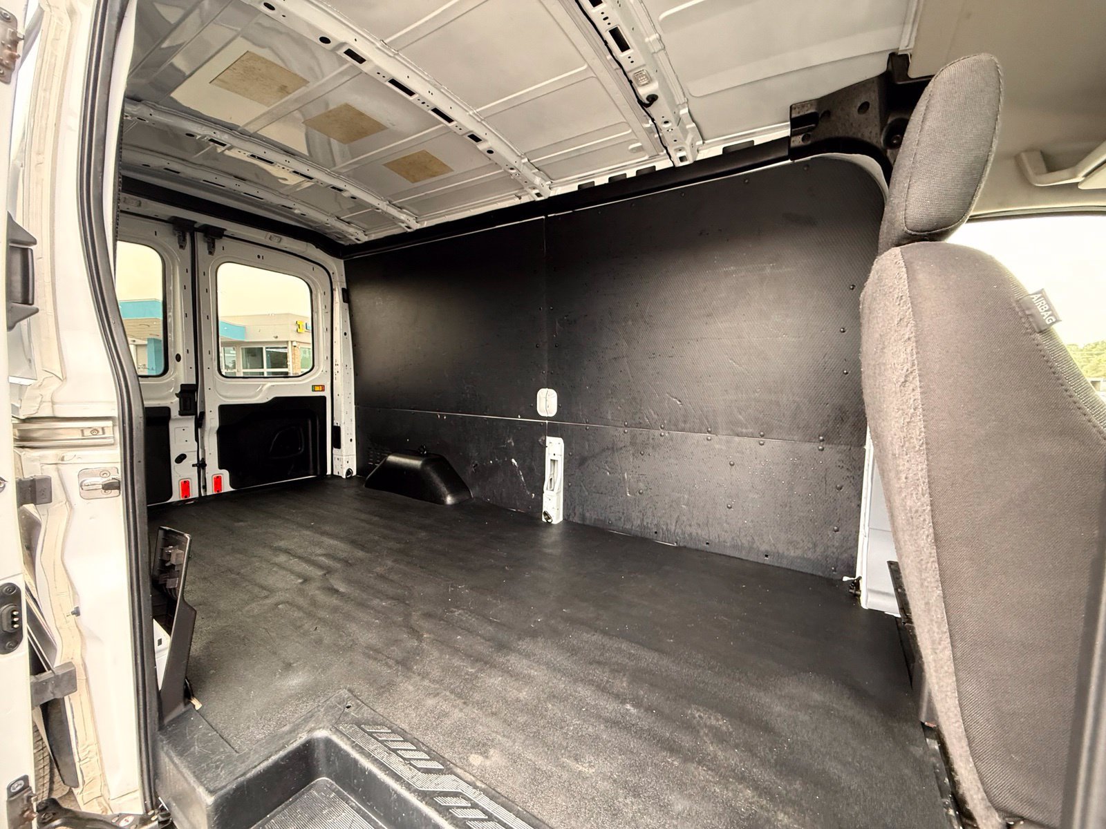 Used 2019 Ford Transit 250 148 Medium Roof w/ Interior Upgrade Package RWD image 18