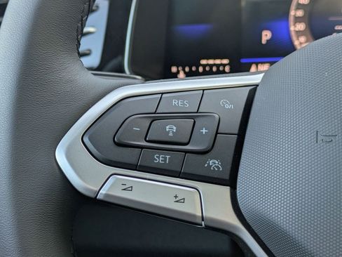 New 2026 Volkswagen Jetta SE image 32