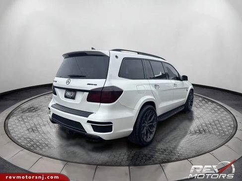 Used 2014 Mercedes-Benz GL 63 AMG 4MATIC image 5