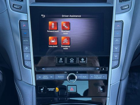 Used 2021 INFINITI Q60 3.0t Luxe w/ Essential Package image 34