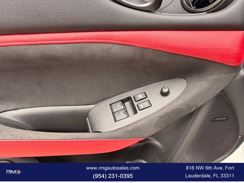 Used 2024 Nissan Z Performance w/ Floor Mat Package RWD image 13