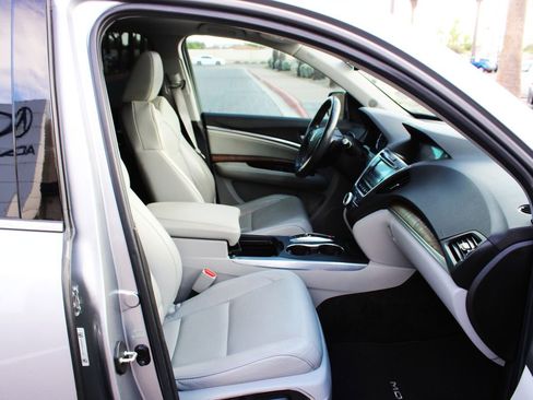 Used 2020 Acura MDX SH-AWD w/ Technology Package image 14