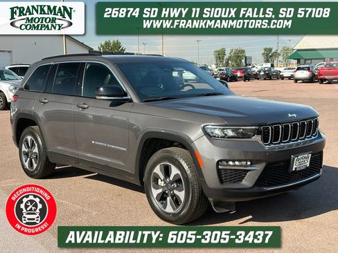 Used 2024 Jeep Grand Cherokee Limited 4xe AWD/4WD image 1