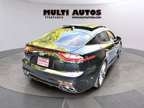 Used 2018 Kia Stinger GT2 image 2