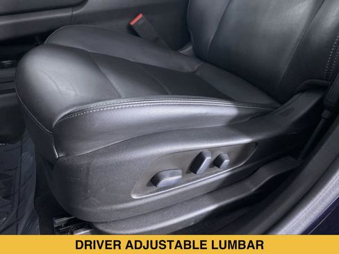 Used 2022 Cadillac XT6 Premium Luxury w/ Technology Package image 17