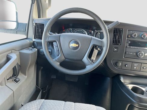 Used 2024 Chevrolet Express 2500 w/ Driver Convenience Package RWD image 21