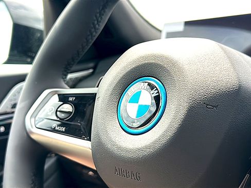 New 2027 BMW i5 eDrive40 w/ M Sport Package RWD image 21