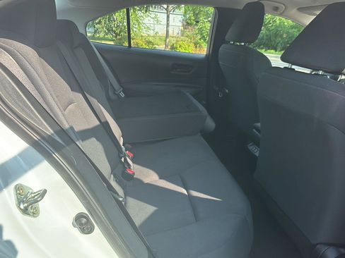 Used 2024 Toyota Corolla LE FWD image 17