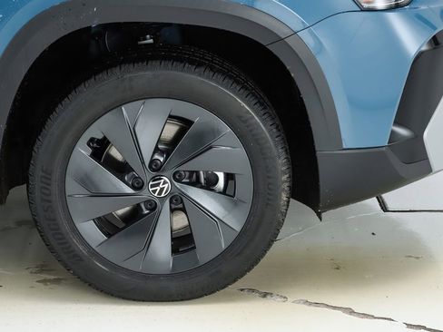 New 2026 Volkswagen Taos S image 14