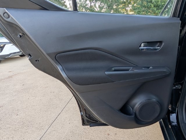 Used 2021 Nissan Kicks SV FWD image 28